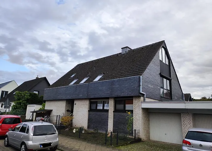 Naeher Messe Und Flughafen